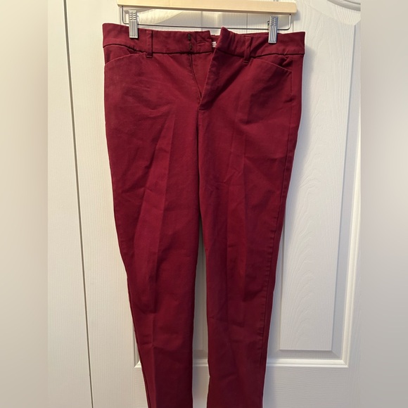 Old Navy Pants - Old Navy Pixie High Rise Pants